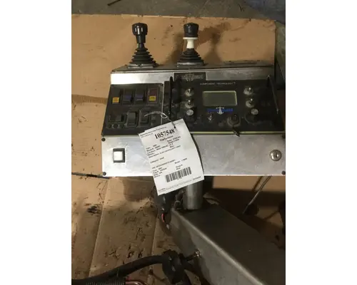 STERLING LT8500 Plow Equipment