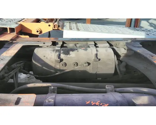 STERLING LT9500 AIR TANK