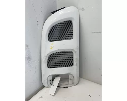 STERLING LT9500 Body Parts, Misc.