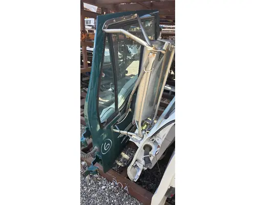 STERLING LT9500 Door Assembly, Front