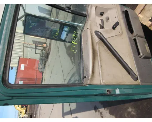 STERLING LT9500 Door Assembly, Front