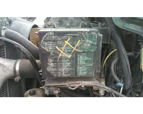 STERLING LT9500 FUSE BOX