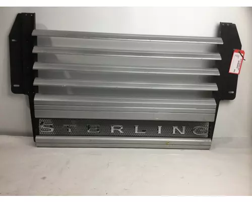 STERLING LT9500 Grille