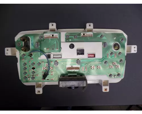 STERLING LT9511 Instrument Cluster