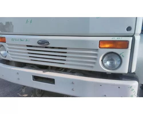 STERLING SC8000 1999-2007 GRILLE