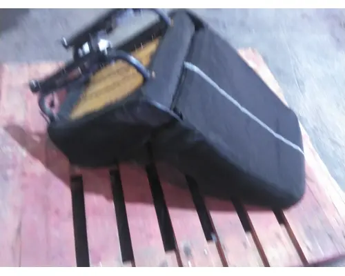 STERLING SC8000 SEAT, FRONT