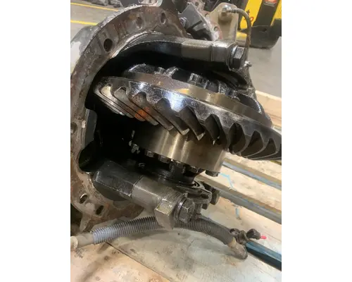 STERLING Y113 Differential Assembly (Front, Rear)