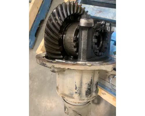 STERLING Y113 Differential Assembly (Rear, Rear)