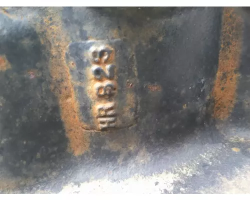 STUD/BUDD PILOTED - STEE 10 LUG HUB