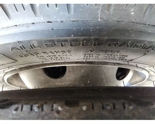 STUD/BUDD PILOTED - STEE 17.5 X 6.00 WHEEL