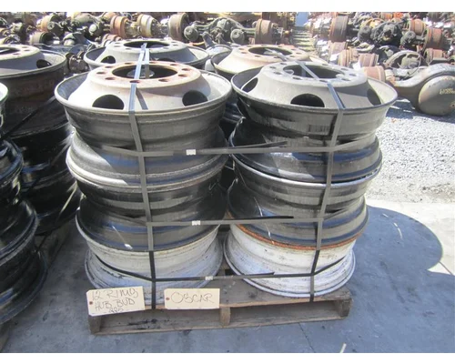STUD/BUDD PILOTED - STEE 22.5 X 8.25 WHEEL