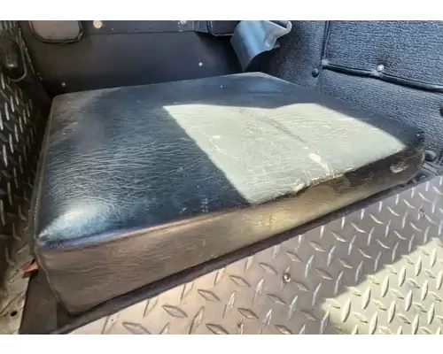Seagrave Ladder Seat, Front