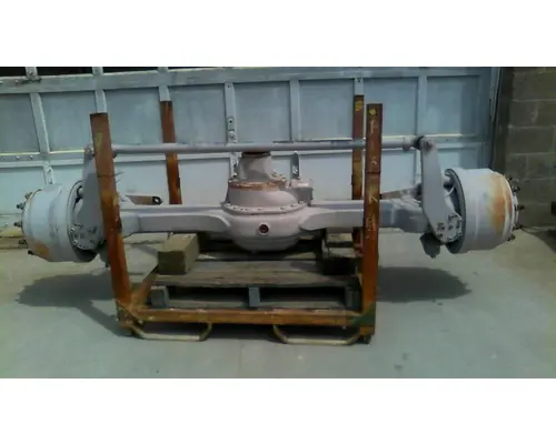 Axle Assembly, Front (Steer) SISU FSDP14G0636007 Niehaus Welding Works