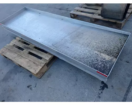 Tool Box SPARTAN GLADIATOR Michigan Truck Parts