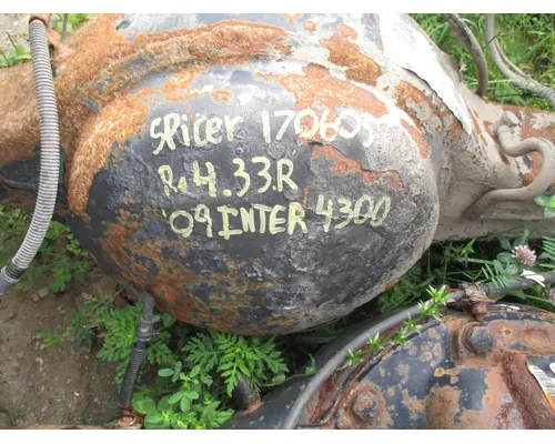 Spicer/Dana 17060S Axle Assembly, Rear