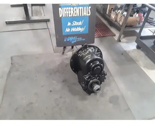 Rears (Front) Spicer/Dana D40-155 Holst Truck Parts