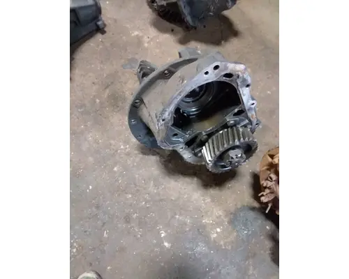 Axle Assembly, Front (Steer) Spicer/Dana DS404 Casey's Truck Salvage World