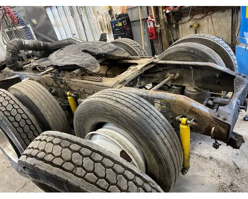 Cutoff Assembly (Housings & Suspension Only) Spicer/Dana DSP40 Complete Recycling Group LLC