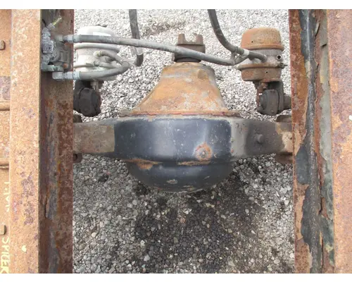 Spicer/Dana J210S Axle Assembly, Rear
