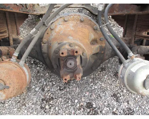 Spicer/Dana J210S Axle Assembly, Rear