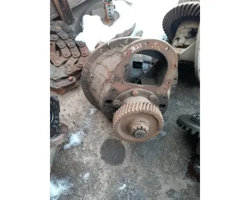 Axle Assembly, Rear (Front) Spicer/Dana N400 Caseys Truck Salvage World