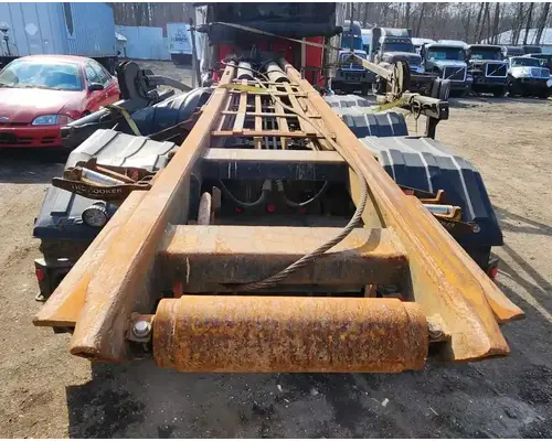 Cutoff Assembly (Housings & Suspension Only) Spicer/Dana RD463 Complete Recycling Group LLC