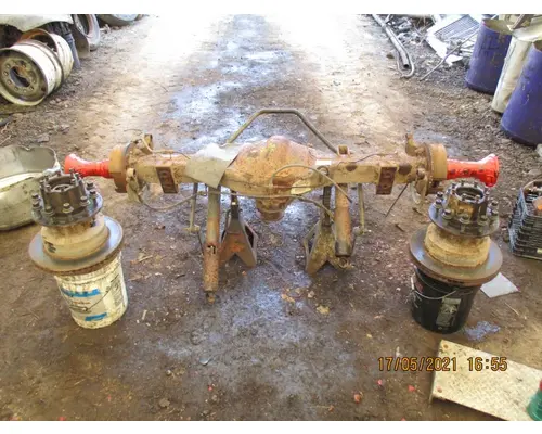 Spicer/Dana S130 Axle Assembly, Rear