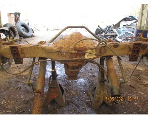 Spicer/Dana S130 Axle Assembly, Rear