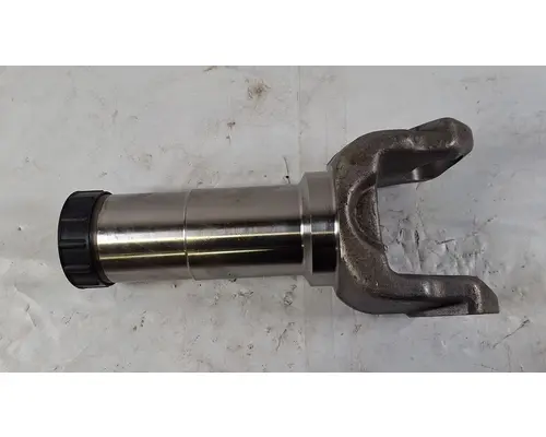 Universal Slip Yoke SPICER  Lund Truck Parts