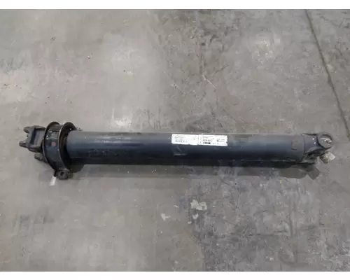 Drive Shaft, Front SPICER 1550 LKQ Thompson Motors - Wykoff