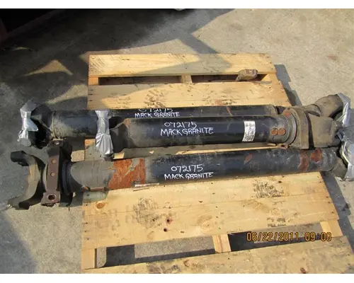 Drive Shaft, Front SPICER 1810 LKQ Heavy Truck Maryland
