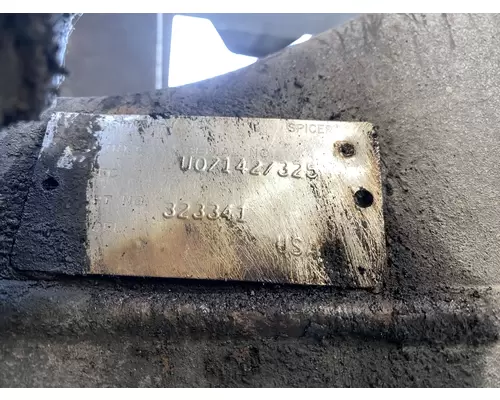 Axle Assembly, Rear (Single Or Rear) SPICER 4900 Custom Truck One Source