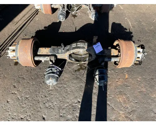 Axle Housing (Rear) Spicer R40-156 Camerota Truck Parts