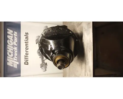 Rears (Rear) SPICER S400 Michigan Truck Parts