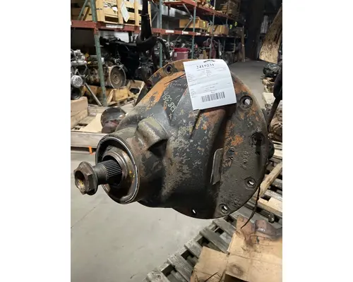 Cutoff Assembly (Complete With Axles) SPICER S400S K &amp; R Truck Sales, Inc.