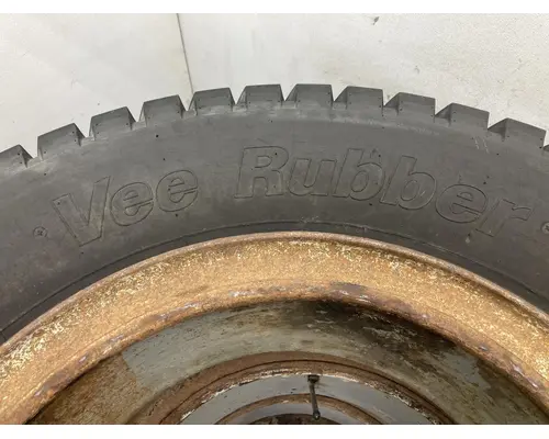 Spoke 22.5 Tire and Rim