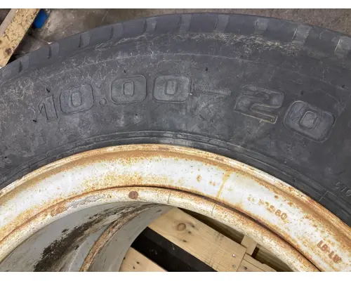 Spoke 22.5 Tire and Rim