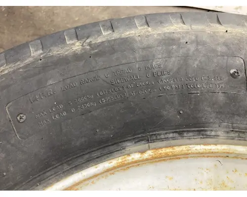 Spoke 22.5 Tire and Rim