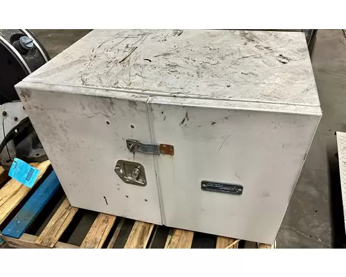 Tool Box STERLING TRUCK A9500 series High Mountain Horsepower