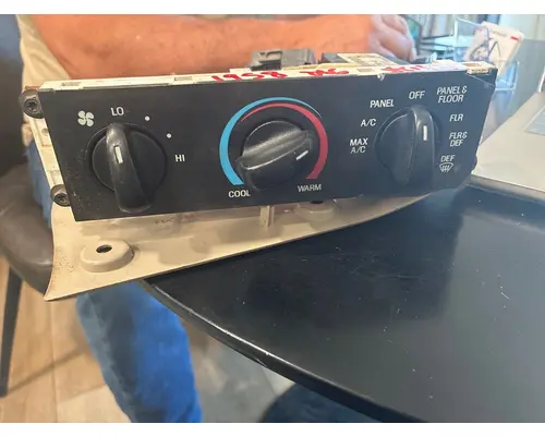Dash Panel STERLING TRUCK L9500 series Usa Trade &amp; Exports Inc
