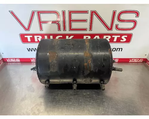 Air Tank STERLING  Vriens Truck Parts