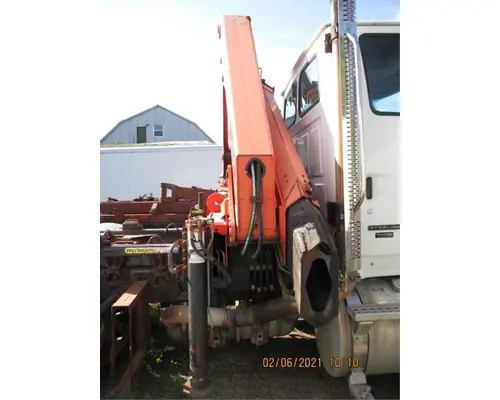 Sterling 9500 SERIES Equipment (Mounted)