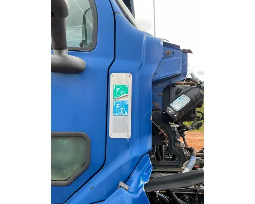 Body Parts, Misc. STERLING 9500 Hd Truck Repair &amp; Service