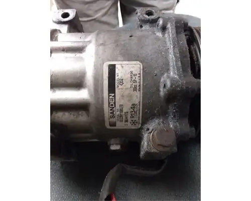 Sterling 9513 Air Conditioner Compressor