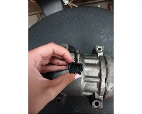 Sterling 9513 Air Conditioner Compressor