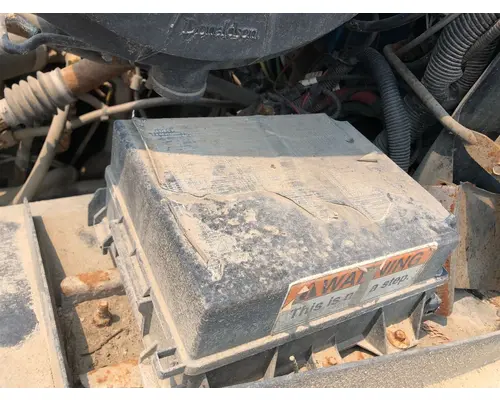 Sterling A8513 Fuse Box