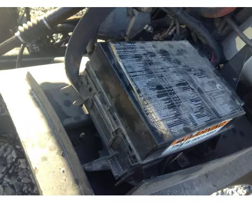 Sterling A8513 Fuse Box