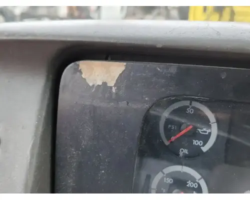 Sterling A9500 Instrument Cluster