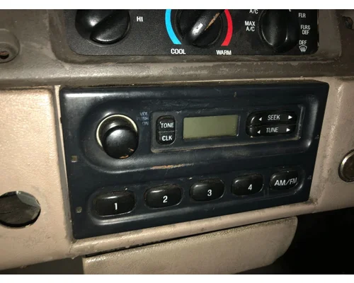 Radio Sterling A9513 Vander Haags Inc WM