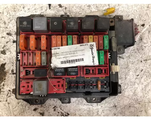 Sterling A9513 Fuse Box
